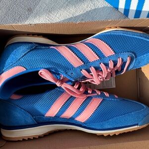 Adidas Women's Vibrant Blue and Pink Sneakers